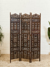 Load image into Gallery viewer, Vintage Hand Carved Teak Room Divider
