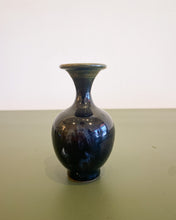 Load image into Gallery viewer, Mini Black Ceramic Vessel/Vase
