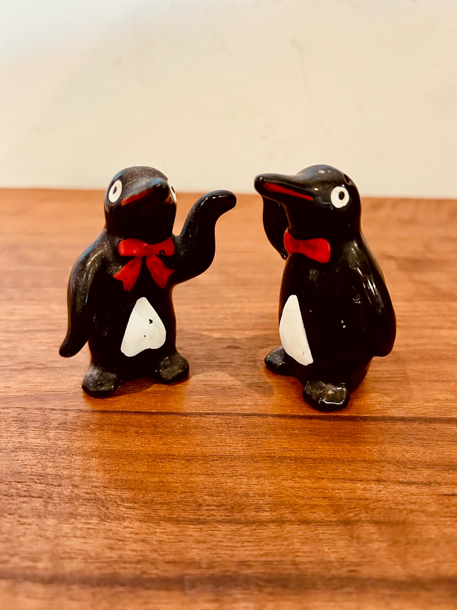 Gala Penguin Salt and Pepper Shakers – Sunbeam Vintage
