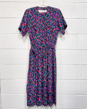 Load image into Gallery viewer, Vintage Colorful Apple Dress with Belt (10)
