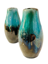 Load image into Gallery viewer, Pair of Turquoise and Black Ombré Salt and Pepper Shakers
