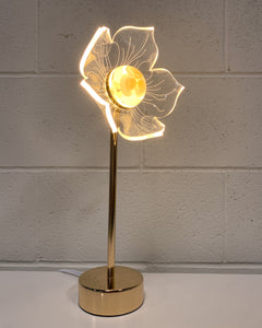 Modern LED Acrylic Flower Lamp with Center Shell Detail