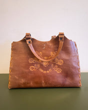 Load image into Gallery viewer, Vintage Floral Embossed Leather Purse
