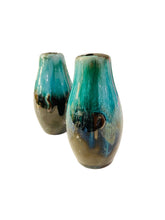 Load image into Gallery viewer, Pair of Turquoise and Black Ombré Salt and Pepper Shakers
