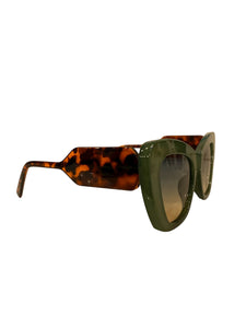 Oversized Green Cat Eye and Tortoise Pattern Stem Sunnies