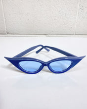 Load image into Gallery viewer, Blue Cat Eye Sunnies
