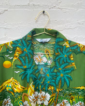 Load image into Gallery viewer, Green Hawaiian Shirt (4X)
