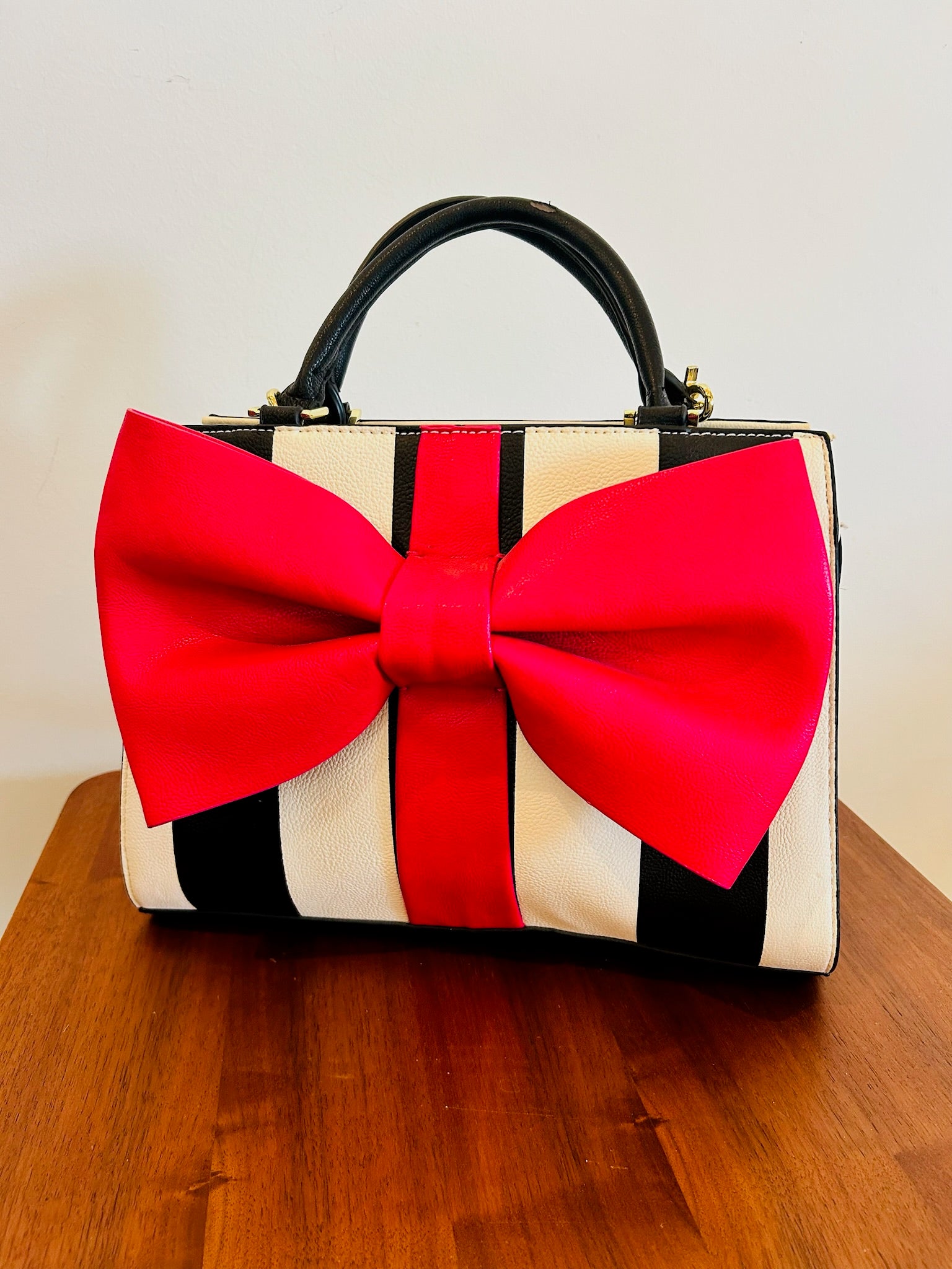 Betsey johnson red bow purse on sale