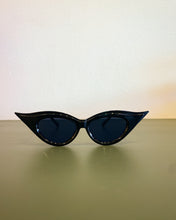 Load image into Gallery viewer, Black Cat Eye Sunnies

