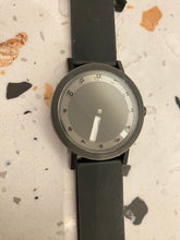 Load image into Gallery viewer, Cool Minimalist Watch
