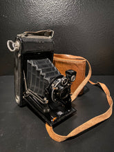 Load image into Gallery viewer, Zeiss Ikon Bellow Camera with Leather Case
