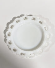 Load image into Gallery viewer, Vintage Anchor Hocking Milk Glass Plate/Catchall

