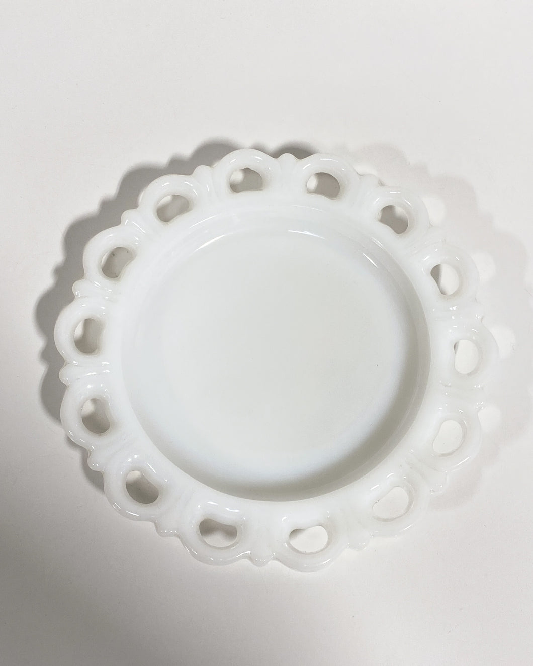 Vintage Anchor Hocking Milk Glass Plate/Catchall – Sunbeam Vintage