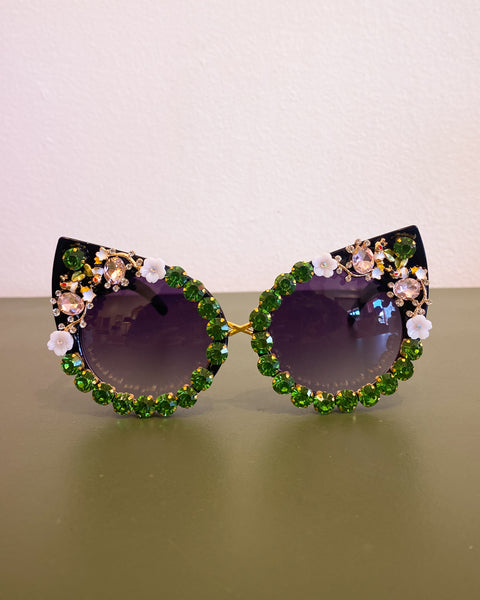 Vintage 1950’s Cat Eye Sunglasses with Flower Rhinestone Details Original Case Vintage 1950s Italian Rhinestone Cat Eye Sunglasses With  main image 4