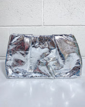 Load image into Gallery viewer, Silver Metallic Clutch

