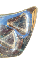 Load image into Gallery viewer, Hand Blown Swedish Glass Bird
