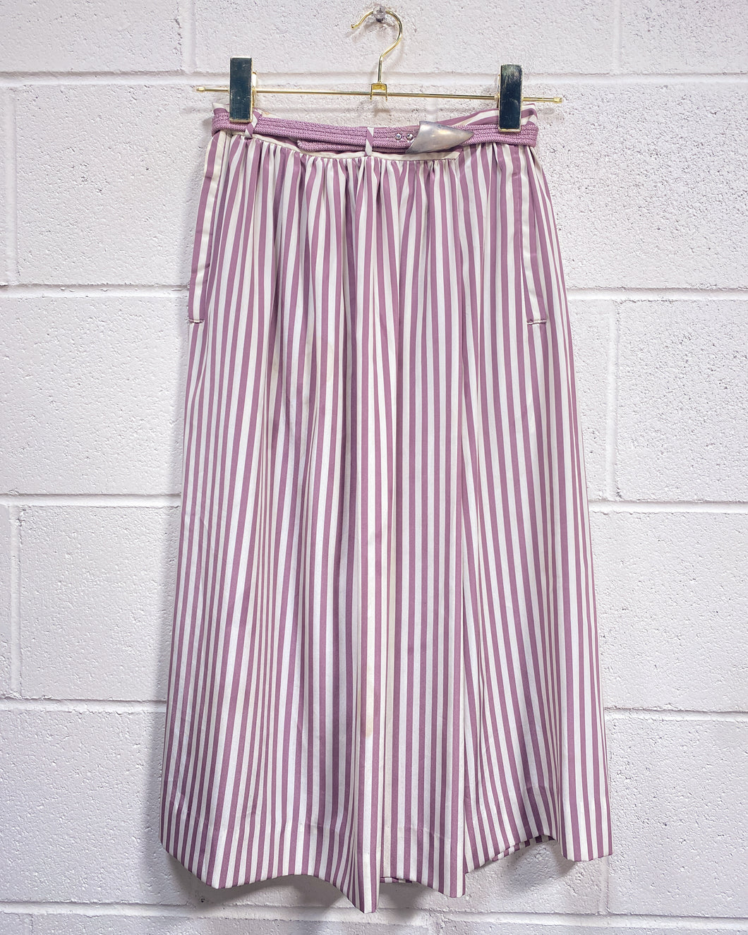 Vintage Lavender and White Skirt with Belt (5/6)