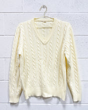 Load image into Gallery viewer, Creamy Yellow V-Neck Sweater (XL)
