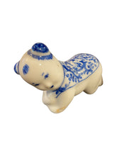 Load image into Gallery viewer, Pair of Blue and White Figures Chopstick Rests
