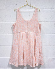 Load image into Gallery viewer, Torrid Peach Summer Dress (18)
