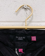 Load image into Gallery viewer, Torrid Black Denim Pants (22 S)
