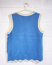 Load image into Gallery viewer, Graphic Knit Vest
