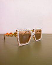 Load image into Gallery viewer, Rectangular Amber Pearl Sunnies
