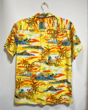 Load image into Gallery viewer, Vintage Yellow Hawaiian Shirt
