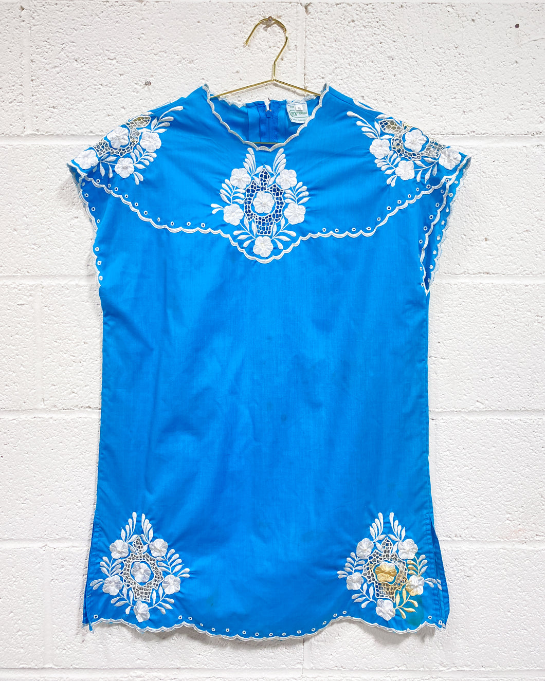 Vintage Turquoise Embroidered Long Blouse - As Found (M)