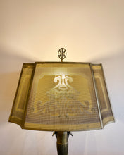 Load image into Gallery viewer, Vintage Table Lamp with Metal Mesh Shade
