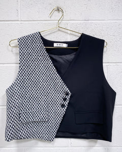 Black and White Vest (XXL)