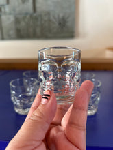 Load image into Gallery viewer, Skull shot glasses Set of 6
