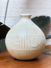 Load image into Gallery viewer, Vintage Vase Mid Century Style
