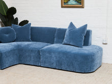 Load image into Gallery viewer, Bonnie 3 piece in Amici Denim
