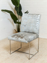 Load image into Gallery viewer, Milo Baughman Dining Chairs in Knoll Fabric set of 8
