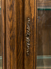 Load image into Gallery viewer, Antique Circa 1900 Bow Front Quarter Sawn Oak China Cabinet Hutch Display
