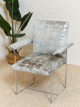 Load image into Gallery viewer, Milo Baughman Dining Chairs in Knoll Fabric set of 8

