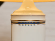 Load image into Gallery viewer, Vintage 1940’s Classic Lamp
