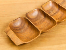 Load image into Gallery viewer, Monkey Pod Wood Serving Tray
