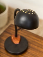 Load image into Gallery viewer, 90’s Vintage task Lamp
