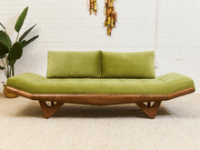 Load image into Gallery viewer, Gondola Sofa in Green
