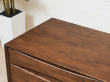 Load image into Gallery viewer, Solis 6 Drawer Dresser
