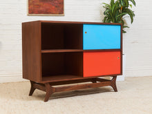 Load image into Gallery viewer, Aria Shelf with Scandi Base
