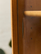 Load image into Gallery viewer, Heywood Wakefield Hutch
