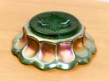 Load image into Gallery viewer, Carnival Glass Bowl
