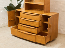 Load image into Gallery viewer, Heywood Wakefield Hutch
