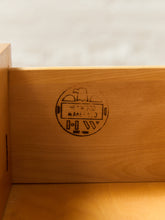 Load image into Gallery viewer, Heywood Wakefield Hutch
