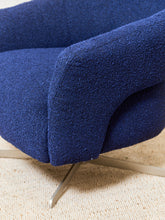 Load image into Gallery viewer, Boucle Blue Vintage 60’s Chair
