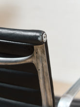 Load image into Gallery viewer, Chrome and Black Office Chair
