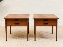 Load image into Gallery viewer, Jack Cartwright End Table
